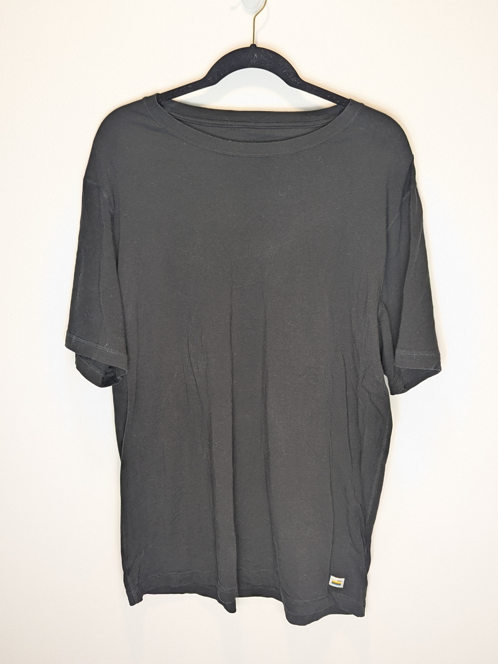 Vuori Men's Tuvalu Black Short-Sleeve Crew Tee Size XL Quiet Luxury Minimalist